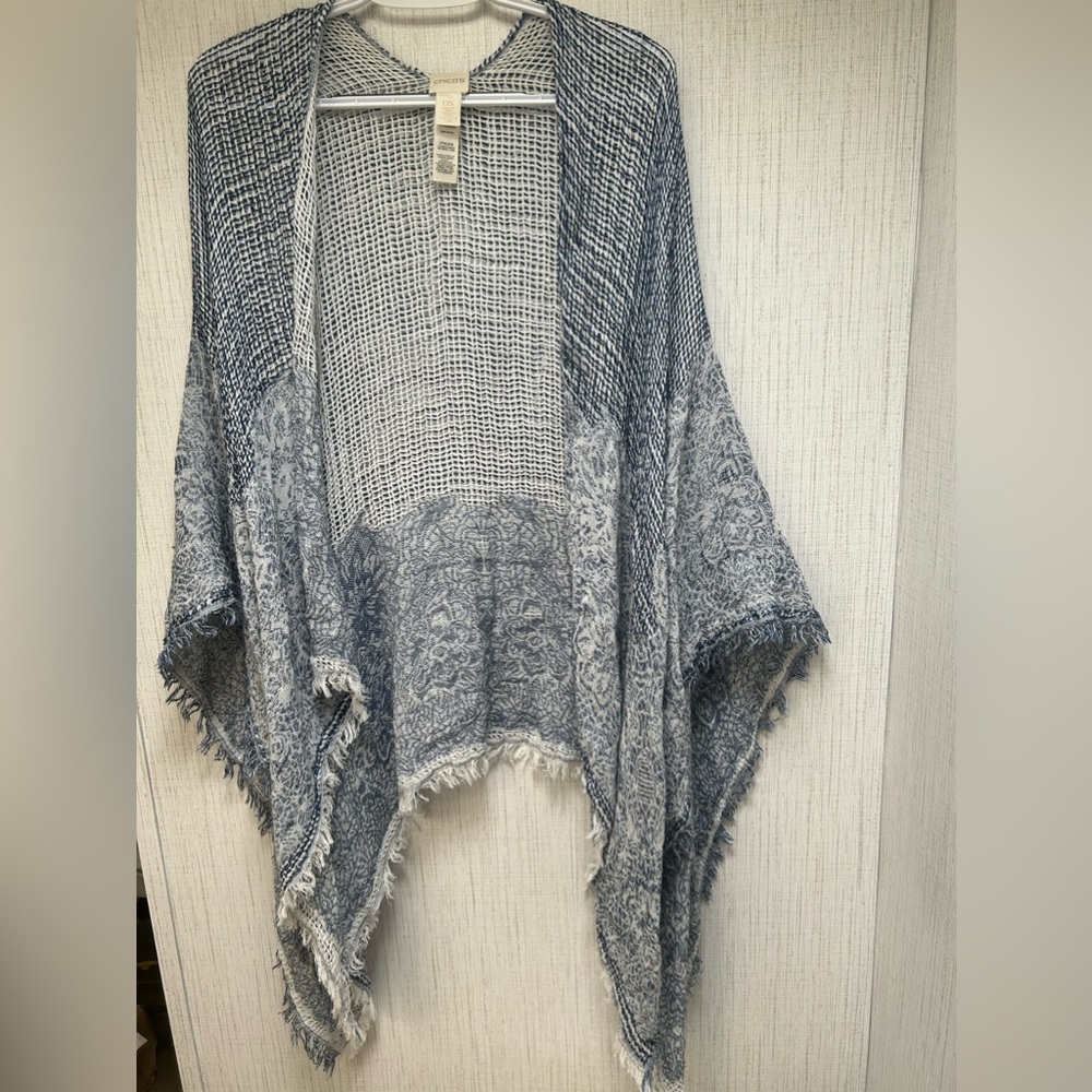 Chico’s All Cotton Blue & White‎ One Size Shrug with Tassels & Paisley Print